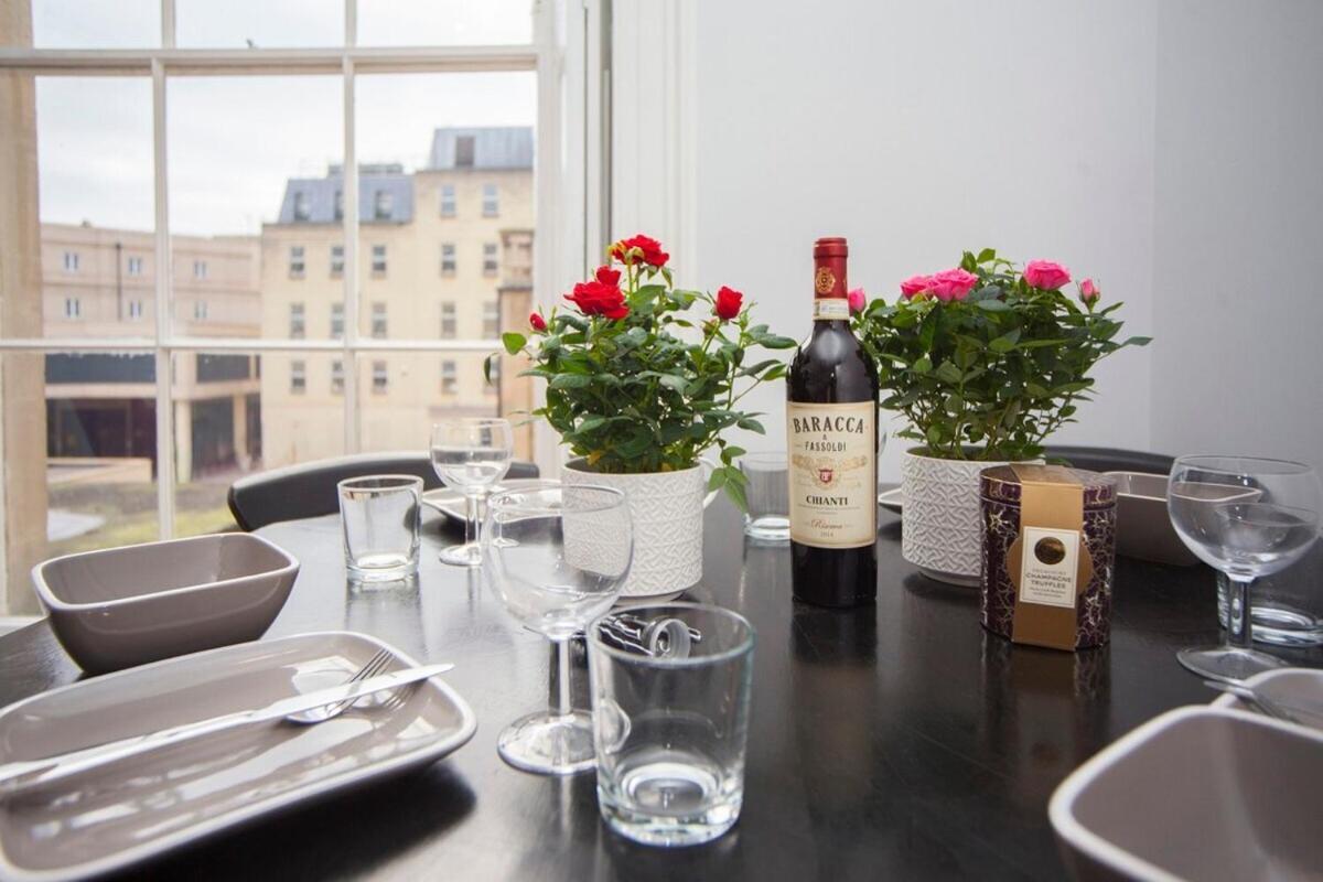 Stylish City Centre Apartment - Bath Exteriör bild
