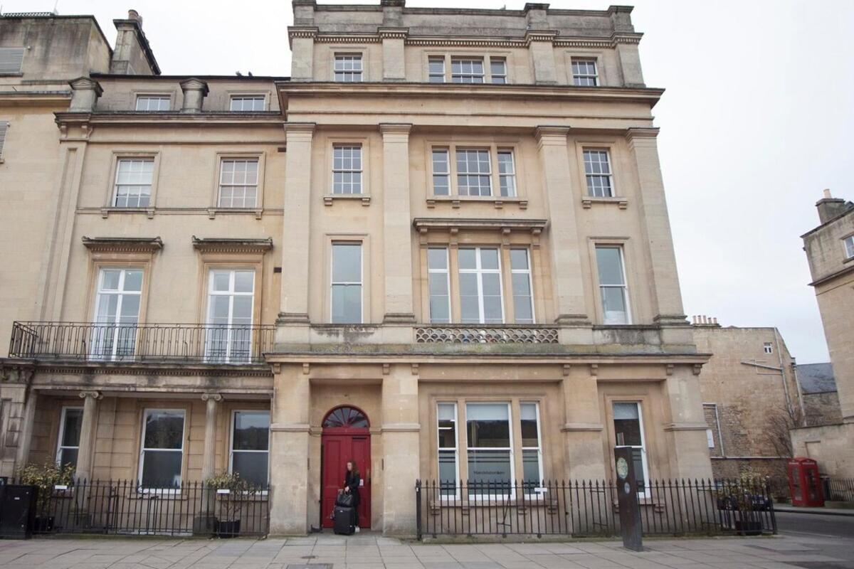 Stylish City Centre Apartment - Bath Exteriör bild
